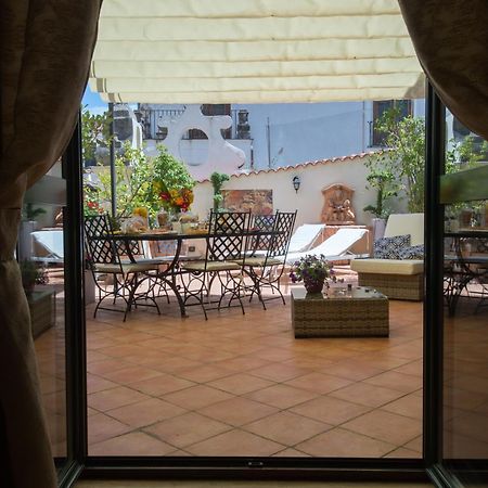 Boutique Apartment Al Duomo Salerno Exterior photo