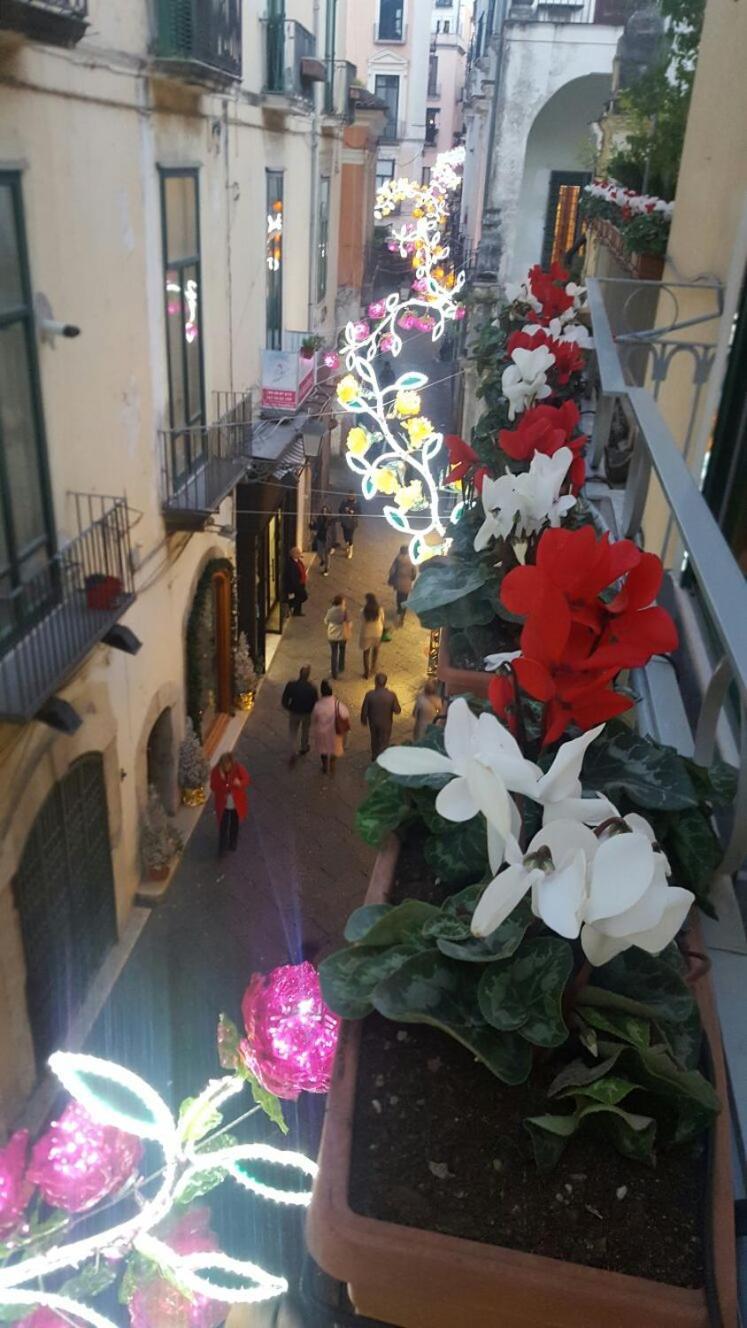 Boutique Apartment Al Duomo Salerno Exterior photo