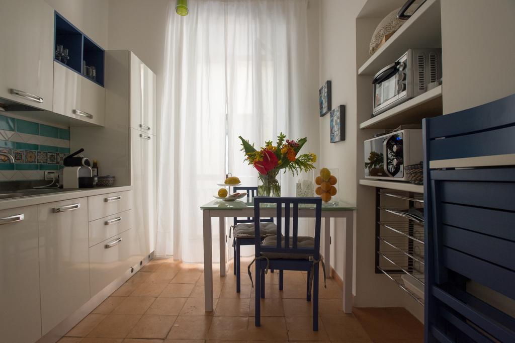 Boutique Apartment Al Duomo Salerno Exterior photo