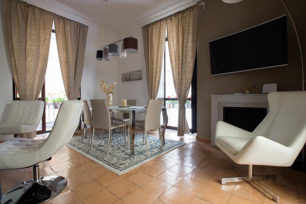 Boutique Apartment Al Duomo Salerno Exterior photo