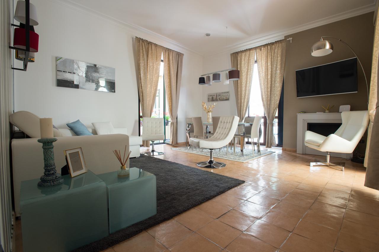Boutique Apartment Al Duomo Salerno Exterior photo